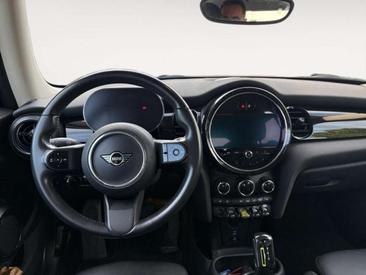 Mini Electric Cooper SE — photo 10