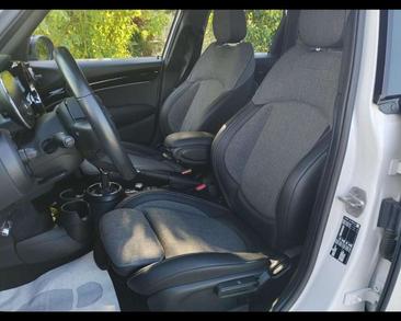 Mini Hatch Cooper — photo 18