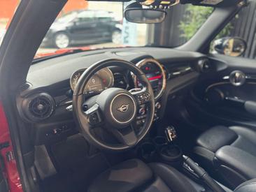 Mini Cabrio COOPER — photo 8