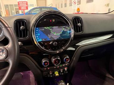 Mini Countryman COOPER SE — photo 4