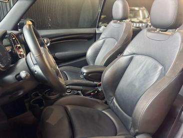 Mini Cabrio COOPER — photo 9