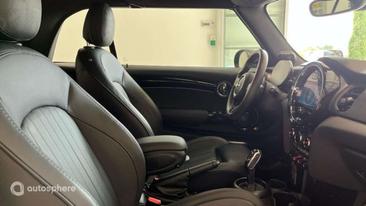 Mini Cooper E — photo 15