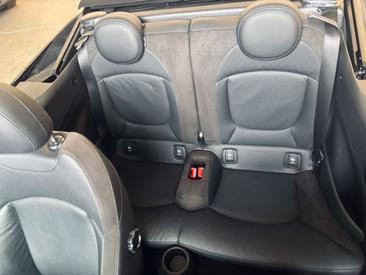 Mini Cabrio COOPER — photo 10
