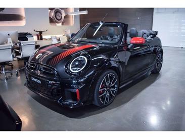 Mini Cabrio JCW Cooper — photo 2