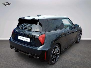 Mini Cooper SE JCW — photo 5