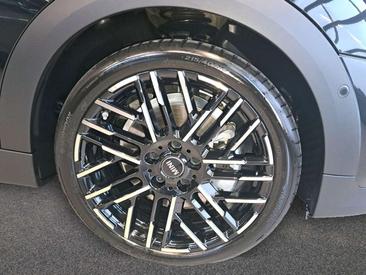 Mini Cabrio Favoured Cooper S — photo 8