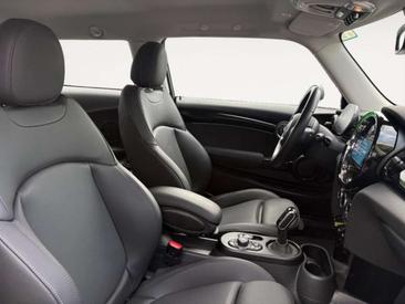 Mini Electric Essential Cooper SE — photo 15