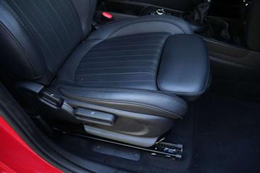 Mini Countryman COOPER SE — photo 18