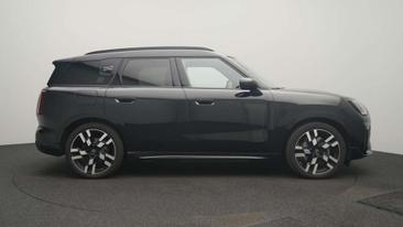 Mini Countryman JCW Cooper SE — photo 3