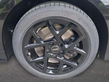 Mini Cabrio JCW Cooper S — photo 8