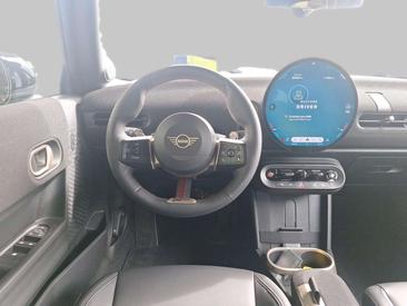Mini Cabrio JCW Cooper S — photo 11