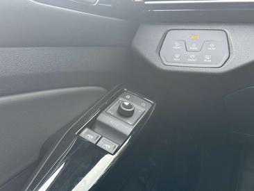 Volkswagen ID.5 Pro Business — photo 11