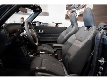 Mini Cabrio John Cooper Works — photo 7