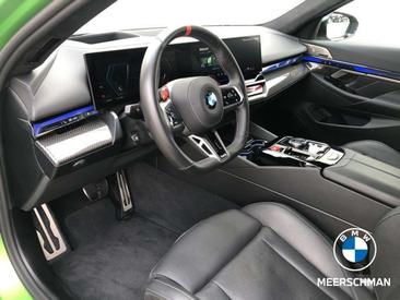 BMW M5 — photo 7