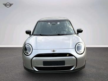 Mini Electric Classic Cooper SE — photo 13