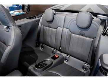 Mini Cabrio John Cooper Works — photo 11