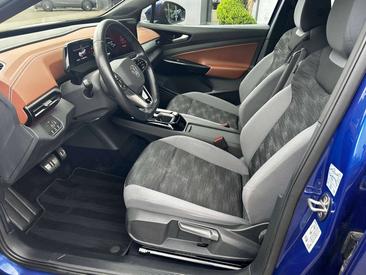 Volkswagen ID.5 Pro Performance — photo 2