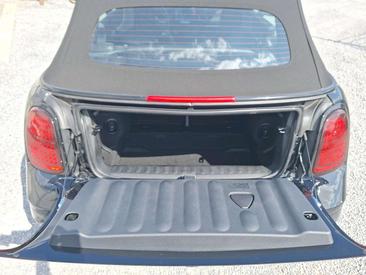 Mini Cabrio JCW Cooper — photo 18