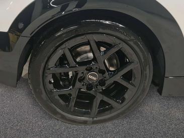 Mini Cabrio JCW Cooper — photo 9