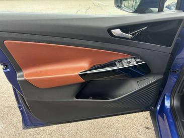 Volkswagen ID.5 Pro Performance — photo 5