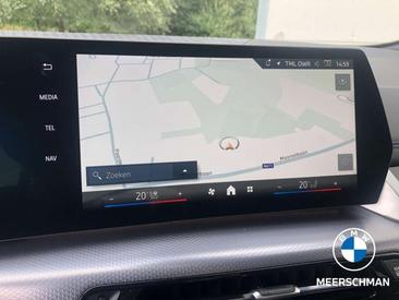BMW 218 M Sport — photo 22