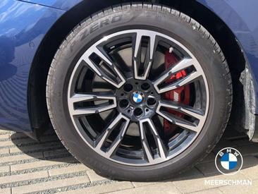 BMW I5 M Sport — photo 8