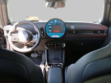 Mini Cooper JCW S — photo 11