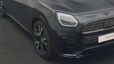 Mini Countryman JCW Cooper SE — photo 16