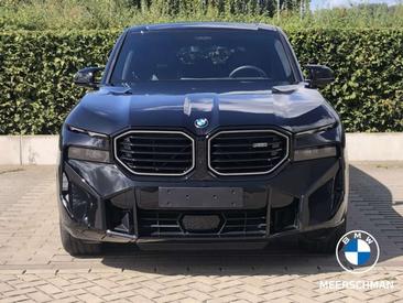 BMW XM 50e — photo 2