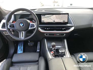 BMW XM 50e — photo 7