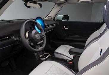 Mini Cabrio John Cooper Works — photo 25