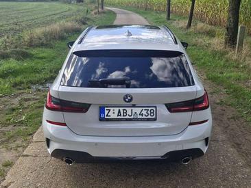 BMW Série 3 Touring 320e — photo 3
