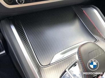 BMW XM 50e — photo 20