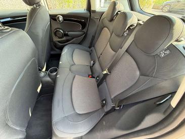 Mini Hatch Cooper — photo 21