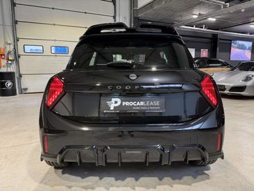 Mini Cooper JCW — photo 10