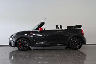 Mini Cabrio JCW John Cooper Works — photo 3