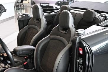 Mini Cabrio JCW John Cooper Works — photo 14