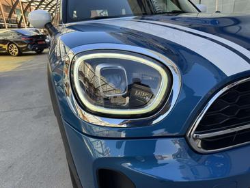 Mini Countryman COOPER SE — photo 4
