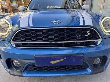 Mini Countryman COOPER SE — photo 5