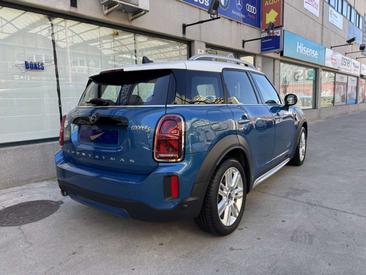 Mini Countryman COOPER SE — photo 10