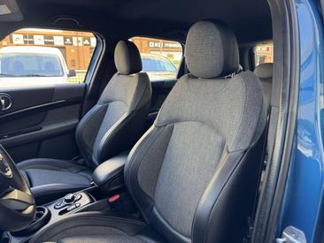 Mini Countryman COOPER SE — photo 27