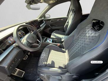Volkswagen T-CROSS R-Line TDI — photo 12