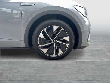 Volkswagen ID.5 Pro Performance — photo 8