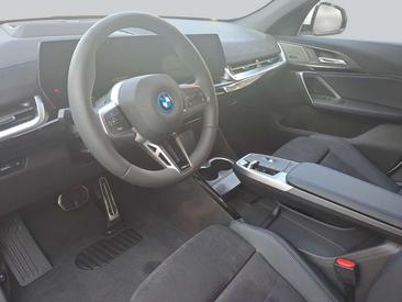 BMW IX2 XDrive30 — photo 8