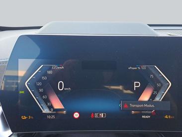 BMW IX2 XDrive30 — photo 16