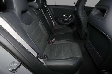 Mercedes CLA 200 AMG Line — photo 5