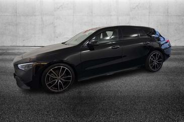 Mercedes CLA 200 AMG Line — photo 2