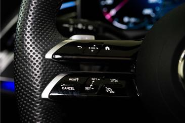 Mercedes Classe E 300 Premium — photo 32