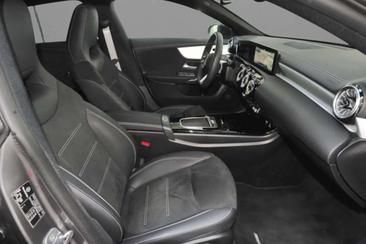 Mercedes CLA 200 AMG Line — photo 7