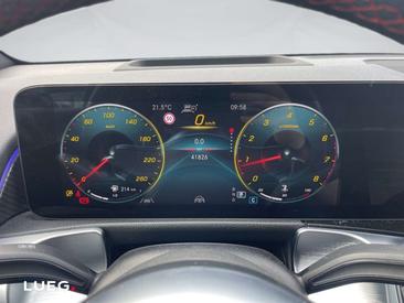 Mercedes GLB 200 Night Edition — photo 14